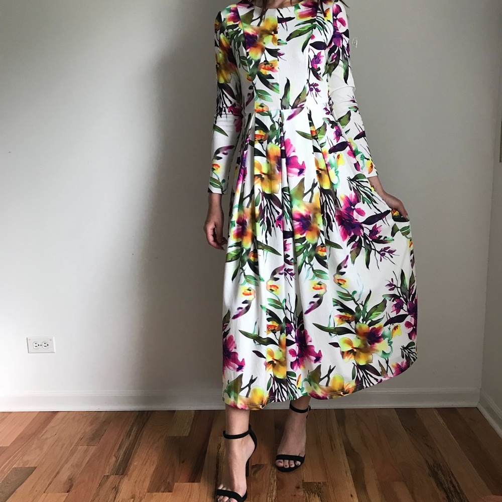 💥Flash Sale! 💥She-In Long Sleeve Floral Dress